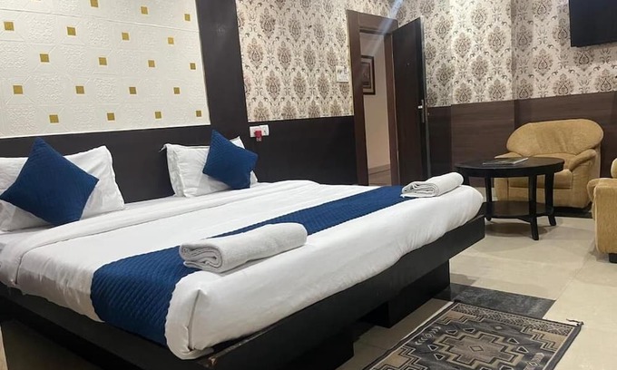 Bhubaneshwar Hotel | HOTEL MILAND PALACE