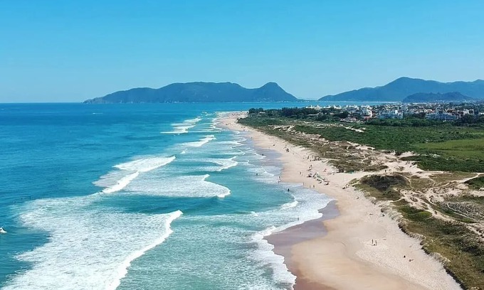 Campeche House | Studio Shopping OKA Floripa - Campeche