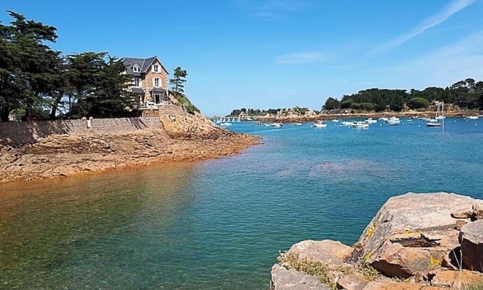 Lezardrieux Apartment | New apartment in Brittany, sea and river on foot