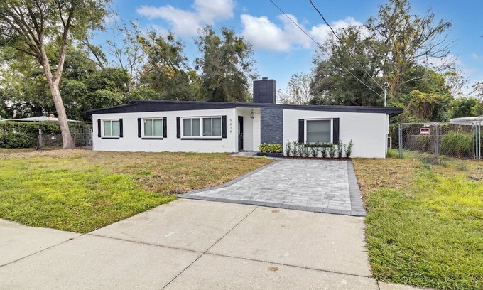 Azalea Park House | Amazing 3-bedroom house in Orlando