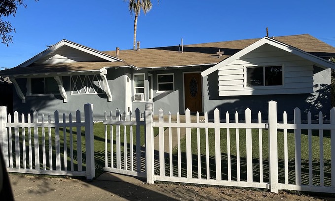 Placentia House | Near Disneyland. 4BR, 2BA, Newly Remodeled House