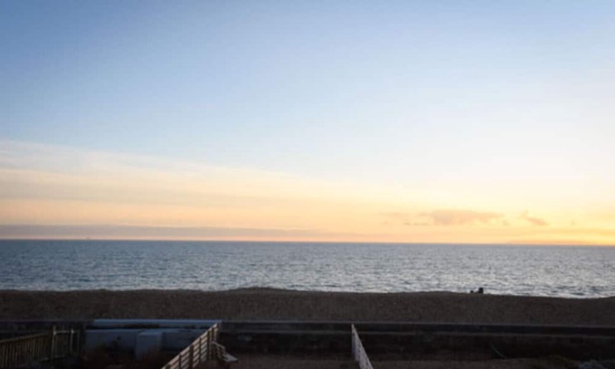 South Hayling Apartment | Beachfront 3BR | Amazing View | 7 Guest