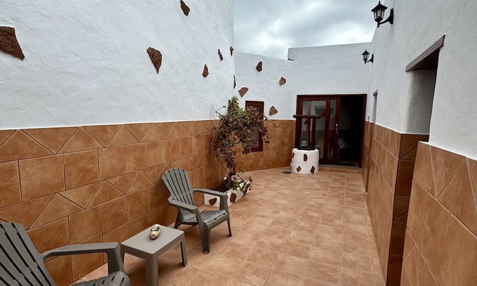 Maguez House | 'Casa Abuela Nicolasa' with Mountain View, Wi-Fi and Air Conditioning