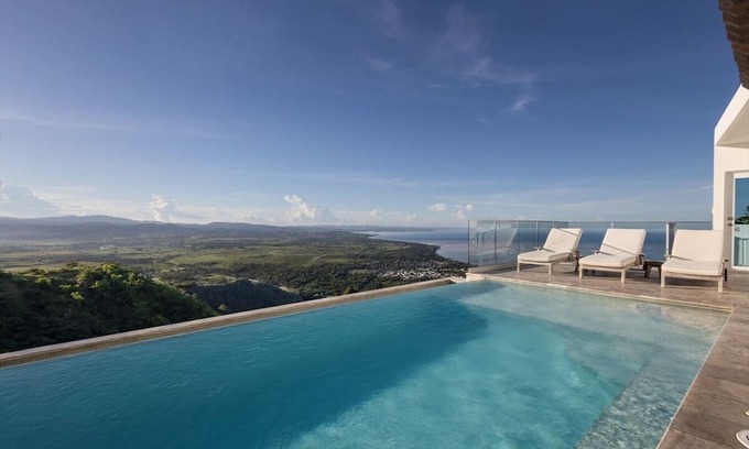 Rincon Apartment | Desecheo Suite II at Ocaso Luxury Villas