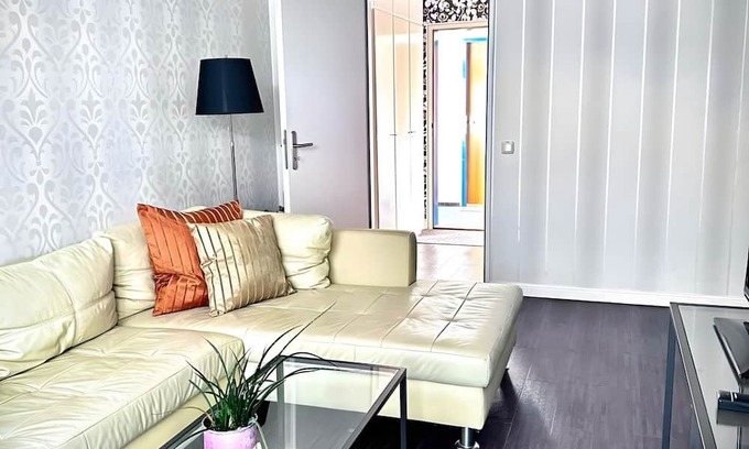 Laboe Apartment | Apartment 'Erlebnisurlaub Laboe 2' with Balcony and Wi-Fi