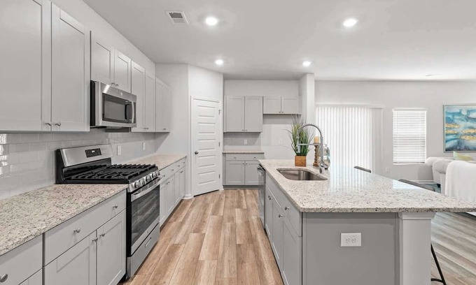 Johns Island House | The Gem on Jancus St E#41505