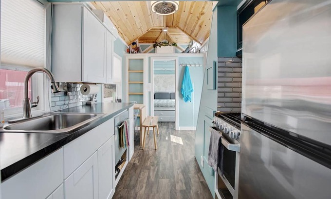 Woodland Park House | Pet-Friendly Colorful Tiny Home near Pikes Peak
