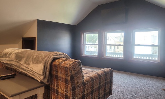 Quincy House | Charming 3-bedroom Centrally Located