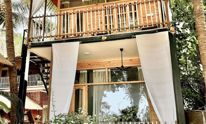 Agonda House | Secret Garden - Premium Hut #5