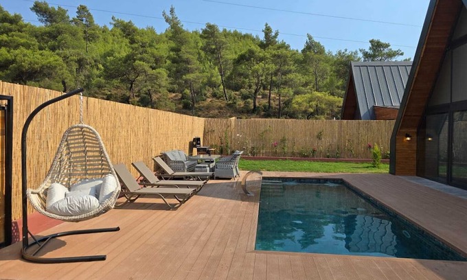 Marmaris Ski Chalet | Rest Bungalow