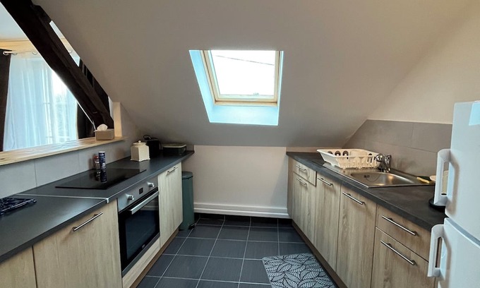 Nemours Apartment | Spacious downtown apartment