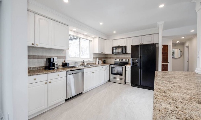 Stoney Creek House | Private Waterfront Paradise Home on Lake Ontario!