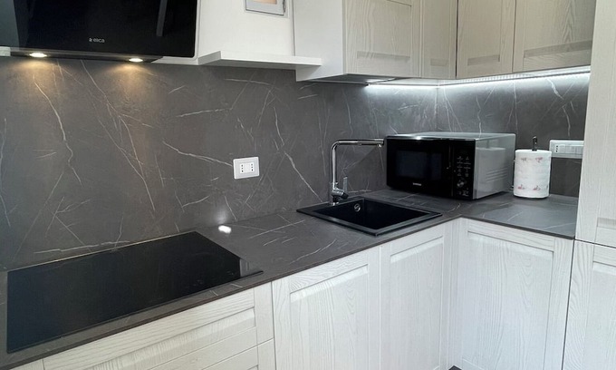 Carloforte House | New Casa Uiza in the town of Carloforte:charming house for 4 people with kitchen