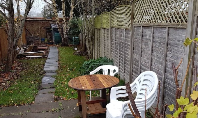 Ottery St Mary House | Cosy Devon Town House and Garden with BBQ