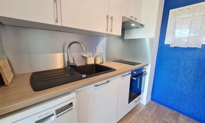 Arzon Apartment | Renovated T3 for 4 people with swimming pool et internet