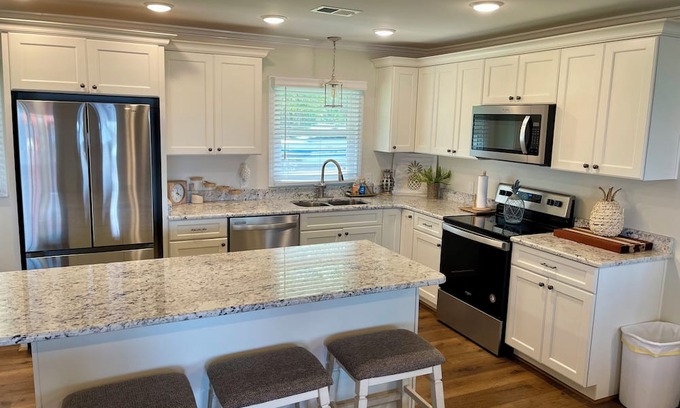 Lake Waccamaw House | A Splash of Lake Heaven