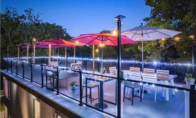 Grand Bend Ski Chalet | Beachfront rooftop patio, hot tub, sleeps 14, 2 BBQ, private new house