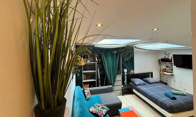 Henriville Apartment | Homerez - Nice studio for 4 ppl. at Amiens