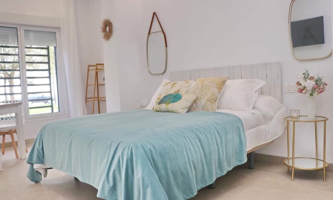 Conil de la Frontera Apartment | La Ilusión III, studio in Conil