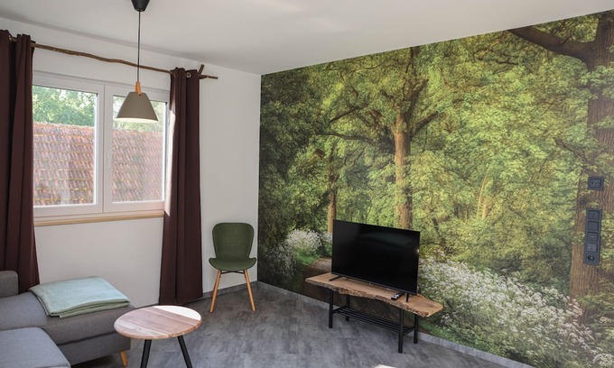 Waggershausen Apartment | Holiday Apartment "Waldruhe Hof Schütterle" with Lake View, Shared Garden & Wi-Fi