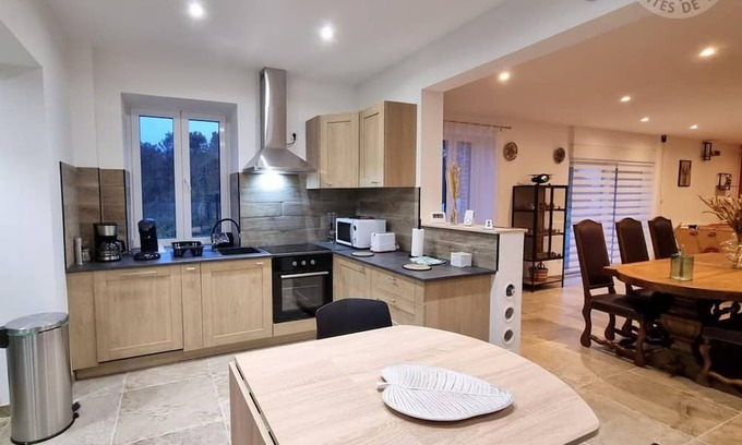 Hasnon Cottage | Gite Hasnon, 3 bedrooms, 6 persons