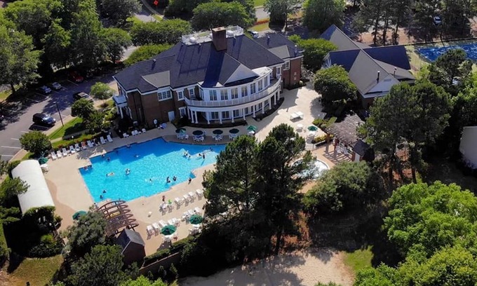 Williamsburg Resort | 2 BD-2 BA Resort @ Williamsburg with family amenities -Suite 1