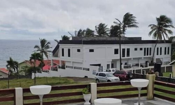 Colonarie Apartment | Coconut Breeze SVG - 1 bdrm seaview apt