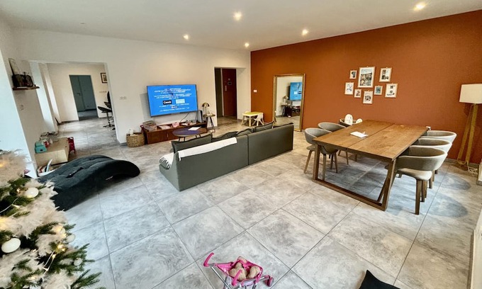 Void-Vacon House | Le Moulin Diris
