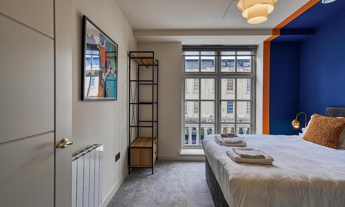 Southport Apartment | Renaissance 8: 1 BR in Southport's Premier Block