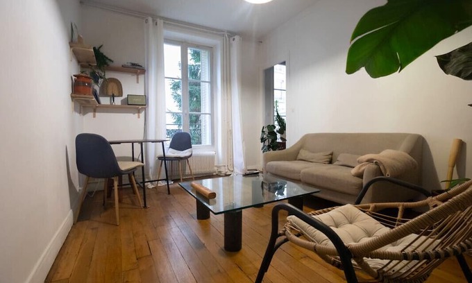 12th Arrondissement Apartment | Lovely spacious cocoon in Paris