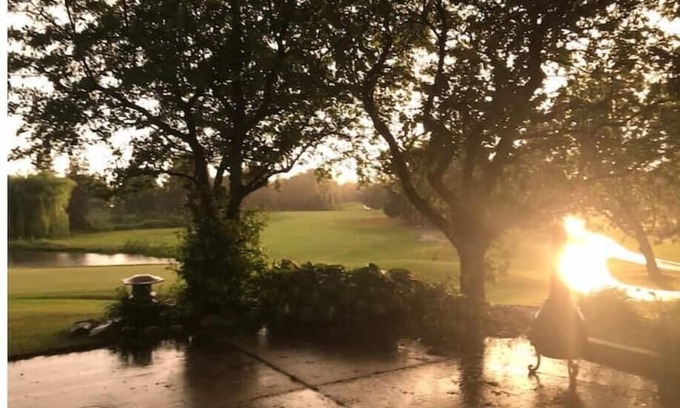 Acme Condo | condo F on the spruce golf course.