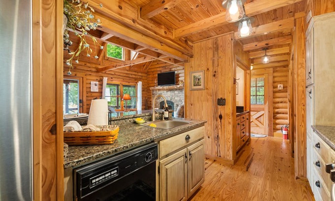 Stecoah Cabin | Mountain top cabin with amazing views.
