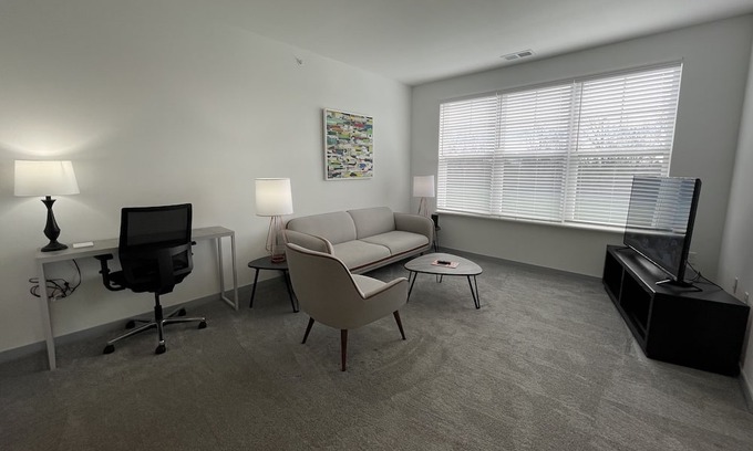 Tuttle West Apartment | Sweet S-U-I-T-E-S in Dublin!
