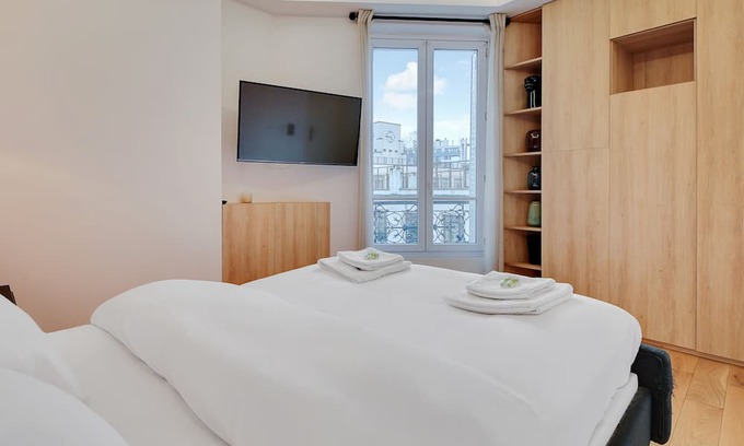 Charenton-le-Pont Apartment | Wonderful apartment 15 minutes from Paris center