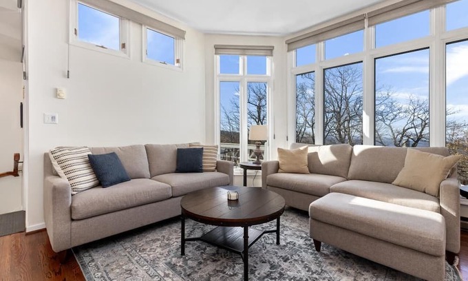 Nellysford Condo | Shenandoah Ridge 16 with Wintergreen Advantage