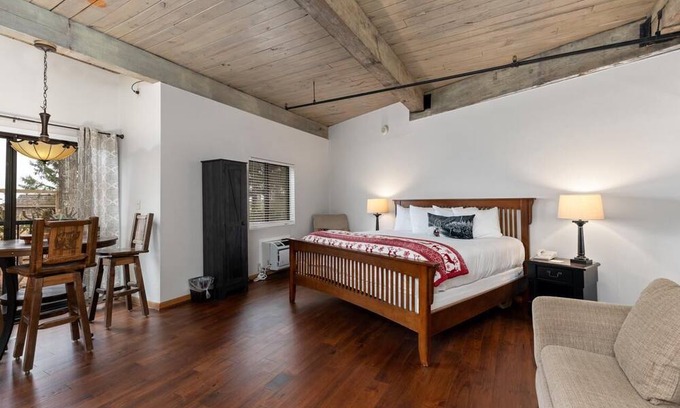 Wintergreen Condo | Mountain Inn Studio 91 with Wintergreen Advantage