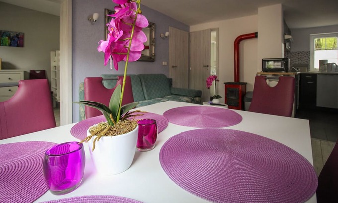 Joachimsthal House | Holiday Home 'Bungalow Lila 2 Schlafzimmer' with Private Terrace, Shared Garden and Wi-Fi