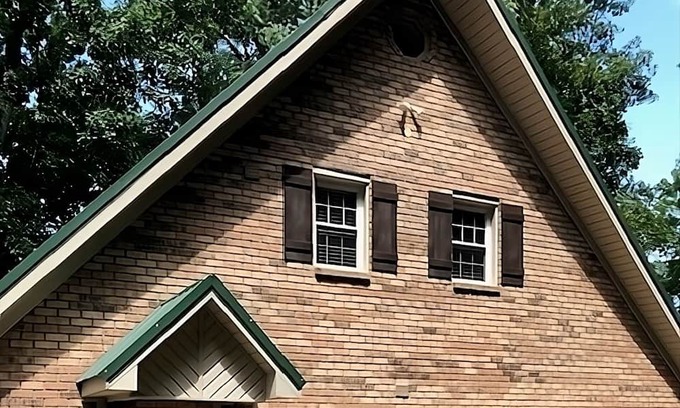 Florence House | Chalet Lake Home with Views, Outdoor Decks and Large Swim Dock Sleeps 8-10