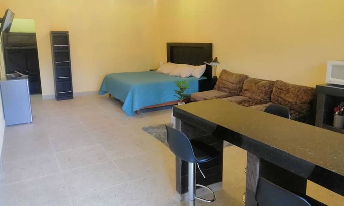 El Zacatal Apartment | Departamento a 10 min del Aeropuerto y Playas Publicas, con Estacionamiento