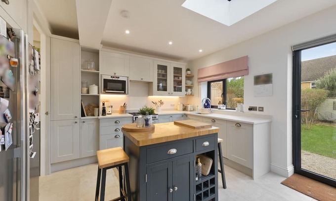 Earlsfield House | Family House with large garden
