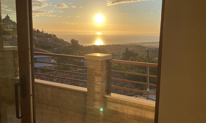 Roseto degli Abruzzi Bed & Breakfast | 𝓢𝓮𝓽𝓪 𝓵𝔂𝔁𝓾𝓻𝔂 𝓫&𝓫