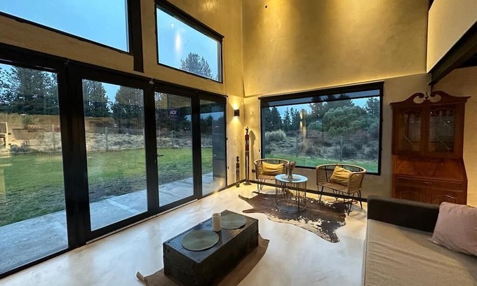 San Carlos de Bariloche Ski Chalet | MODERNA CASA DE MONTAÑA EN BARRIO RESIDENCIAL MUY CERCA DEL CENTRO DE LA CIUIDAD