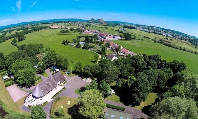 Autun House | Camping 3 étoiles - eeiih0