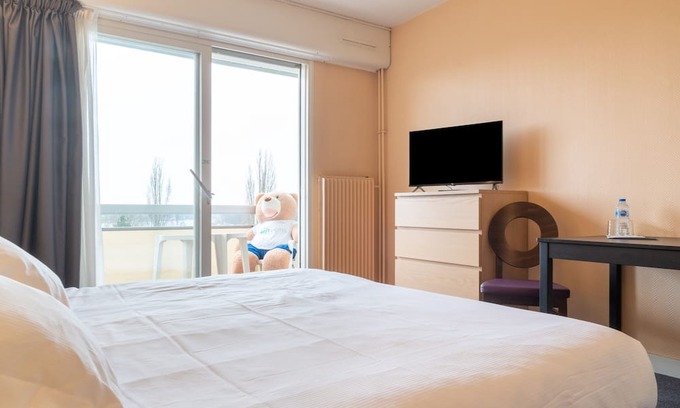 Bellerive-sur-Allier Apartment | Studio Standard - 1 LIT Double