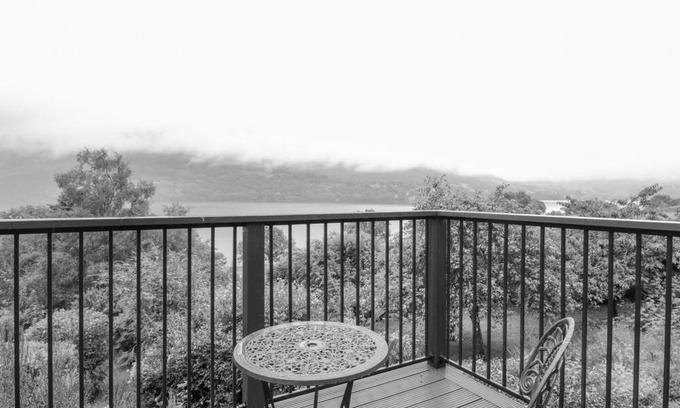 Loch Tay Cottage | WATERFALL COTTAGE, pet friendly, with open fire in Aberfeldy
