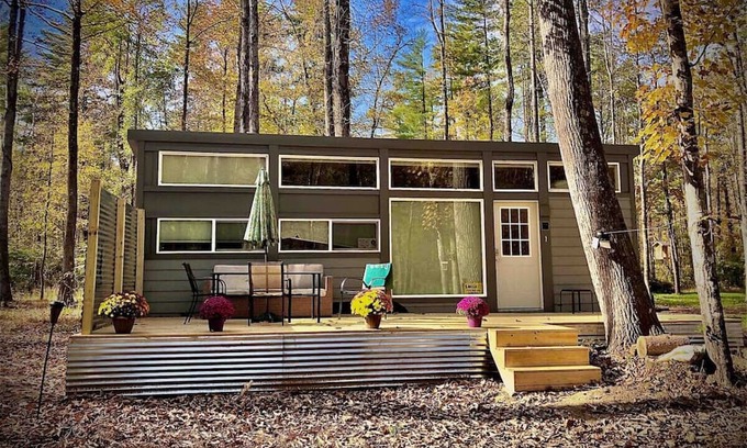 Marion House | Dogs, Tiny House, Steam Sauna, Kayaks & Fire