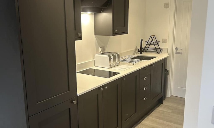 Glastonbury Apartment | Lovely 1-Bed Apartment in Glastonbury