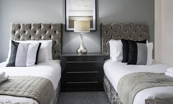 Leamington Spa Apartment | 2 Bedroom Apt Leamington Spa Hosted By Golden Key