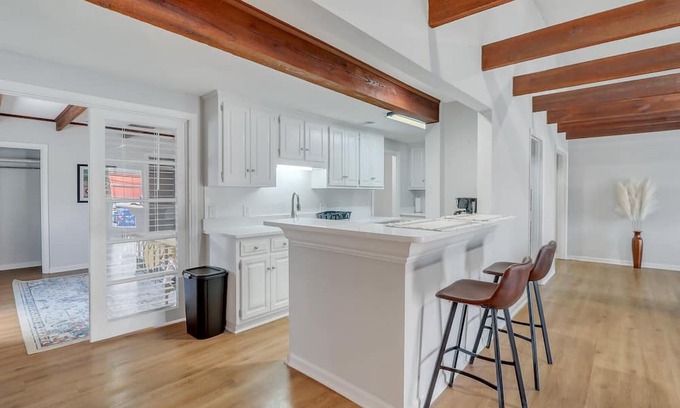 Statesboro Apartment | Eagle Creek Loft - Close to Shops Food GSU