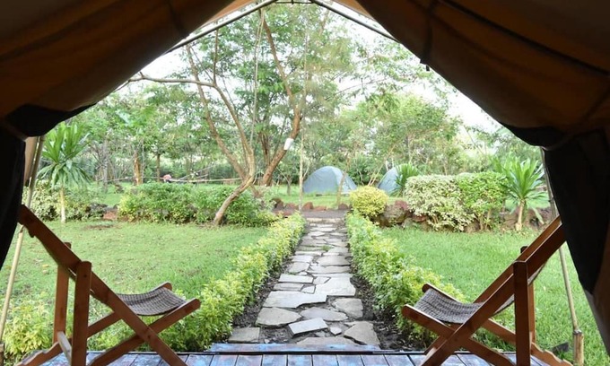 Nyakinama Bed & Breakfast | Red Rocks Rwanda - Campsite Guesthouse - Safari Tent